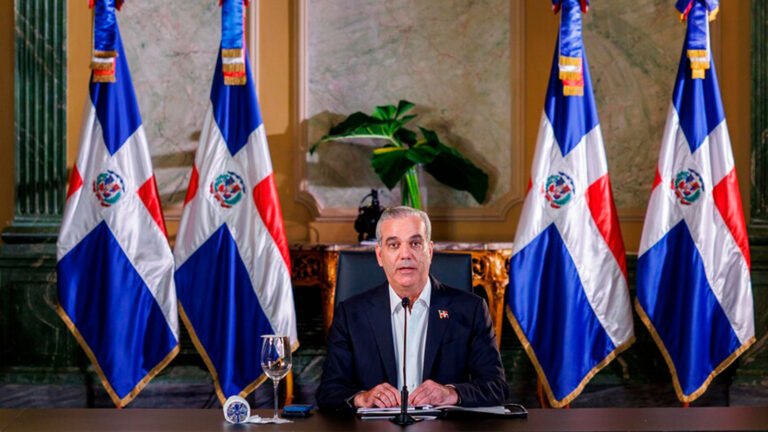 El presidente Luis Abinader encabezó el 24 de agosto la primera edición de “LA Agenda Semanal”, nuevo espacio de seguimiento a la gestión gubernamental transmitido desde el Palacio Nacional.