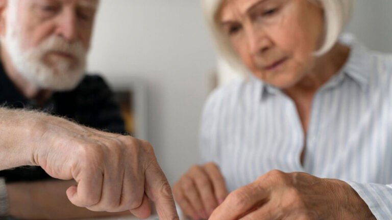 La prueba Elecsys pTau217 analiza en sangre un biomarcador asociado con cambios cerebrales relacionados con el alzhéimer y está dirigida a pacientes con síntomas de deterioro cognitivo.