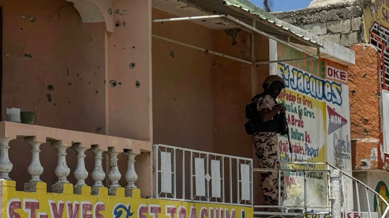 Haití mantiene para el 13 de diciembre la primera vuelta de sus elecciones presidenciales y legislativas, aunque la violencia y el control territorial de grupos armados amenazan el desarrollo del proceso.