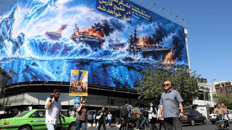 Irán advierte que el conflicto podría extenderse al océano Índico ante nuevos ataques El general Yahya Rahim Safavi, asesor militar del líder supremo iraní, advirtió que una nueva ofensiva contra Irán podría extender el conflicto hacia el mar Rojo y el océano Índico.