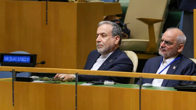 El ministro de Asuntos Exteriores de Irán, Abás Araqchí, afirmó que Teherán espera una respuesta de Estados Unidos tras nuevos contactos indirectos realizados mediante mediadores cataríes en Nueva York.