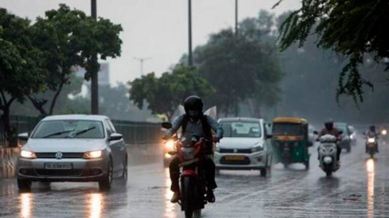 Indomet mantiene varias provincias bajo alerta y aviso ante los aguaceros previstos para este martes y recomienda precaución en zonas costeras y playas.