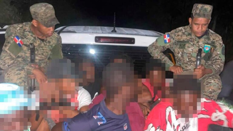 La Dirección General de Migración informó que 485 nacionales haitianos fueron repatriados por Elías Piña tras operativos realizados en varios puntos de la frontera.