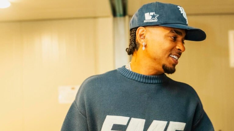 Ozuna contó que “Farsante” tomó forma mientras atravesaba una situación personal con su esposa y que esa experiencia influyó en su conexión con la canción.
