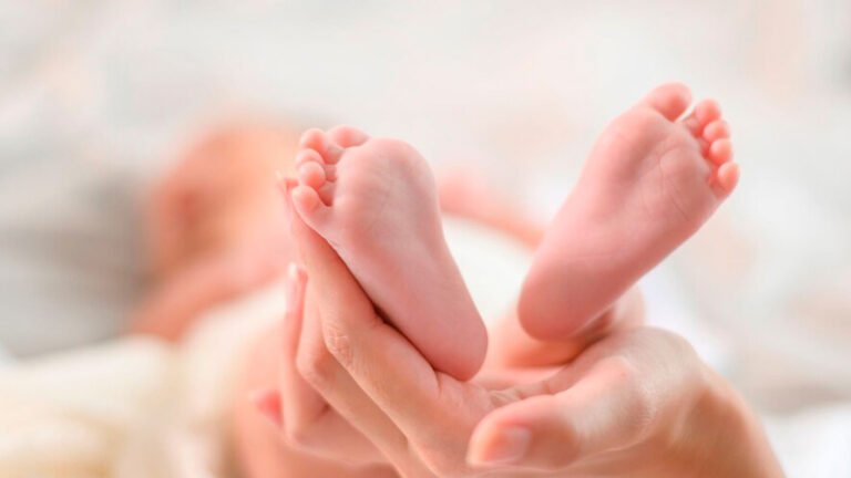 Salud Pública registra 40 muertes infantiles en la semana epidemiológica 33 Salud Pública reportó 40 muertes infantiles durante la semana epidemiológica 33 y situó en 1,180 el acumulado registrado durante 2026.