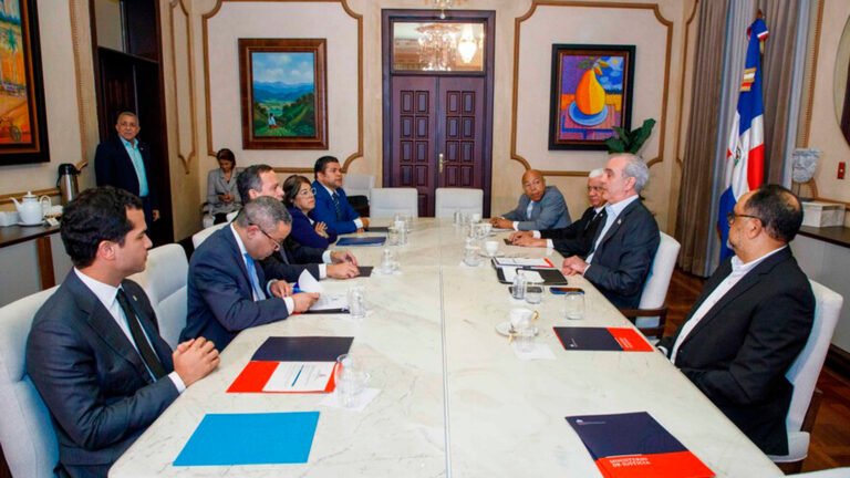 CNM ratifica a cinco magistrados de la Suprema Corte y abre proceso para cubrir seis vacantes El Consejo Nacional de la Magistratura ratificó a cinco jueces de la Suprema Corte de Justicia y continuará el proceso para seleccionar a otros seis magistrados.