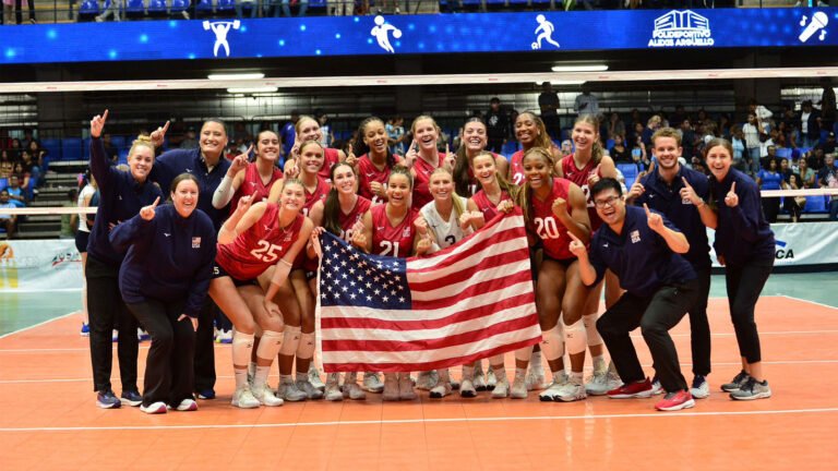 Estados Unidos revalida título y República Dominicana se queda con la plata en Copa Panam Sub-23 República Dominicana obtuvo la medalla de plata de la Copa Panamericana Sub-23 tras caer 3-1 ante Estados Unidos en el partido por el título.